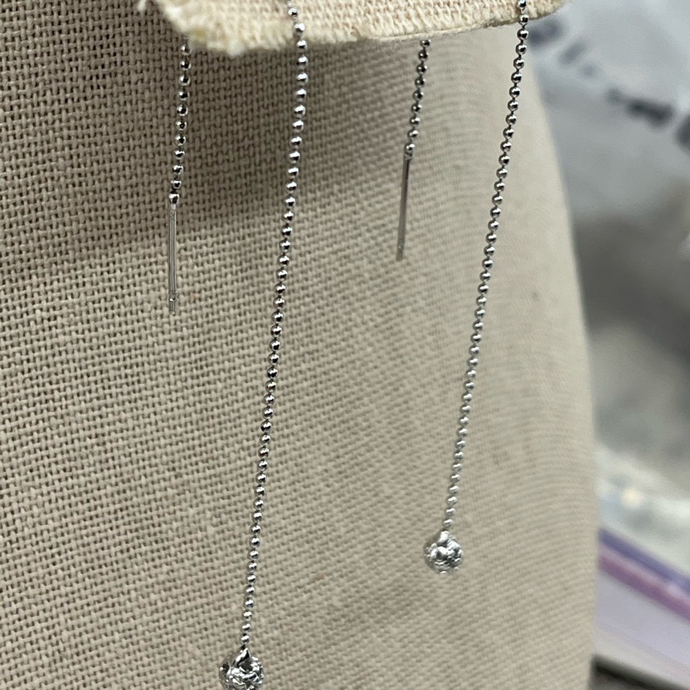 Vintage Platinum-Plated Threader Earrings Lightweight Dangle - Picture 5 of 13